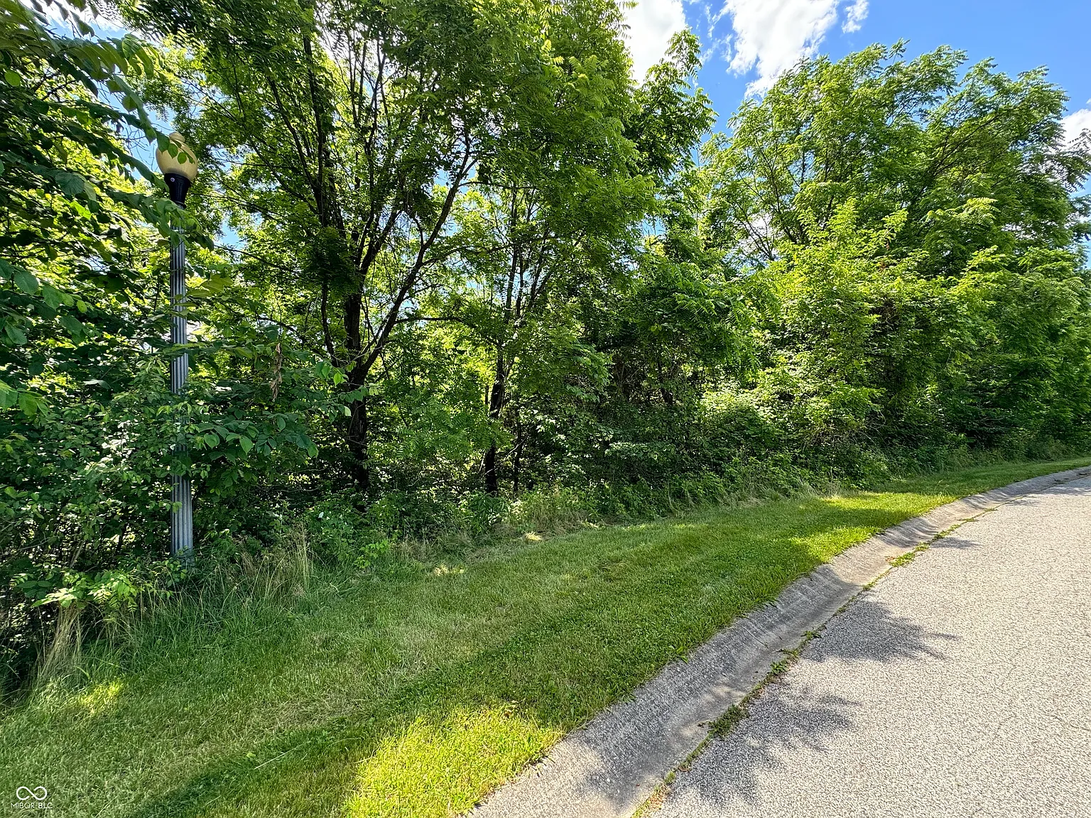 830 Robin Wood Pl photo 1