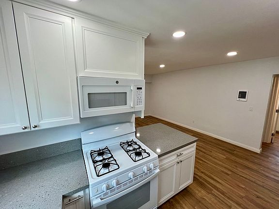 5th image of 3860 Cherokee Ave APT 4