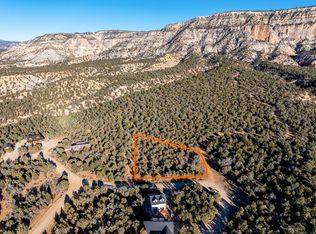 White Cliffs Dr, Orderville, UT 84758