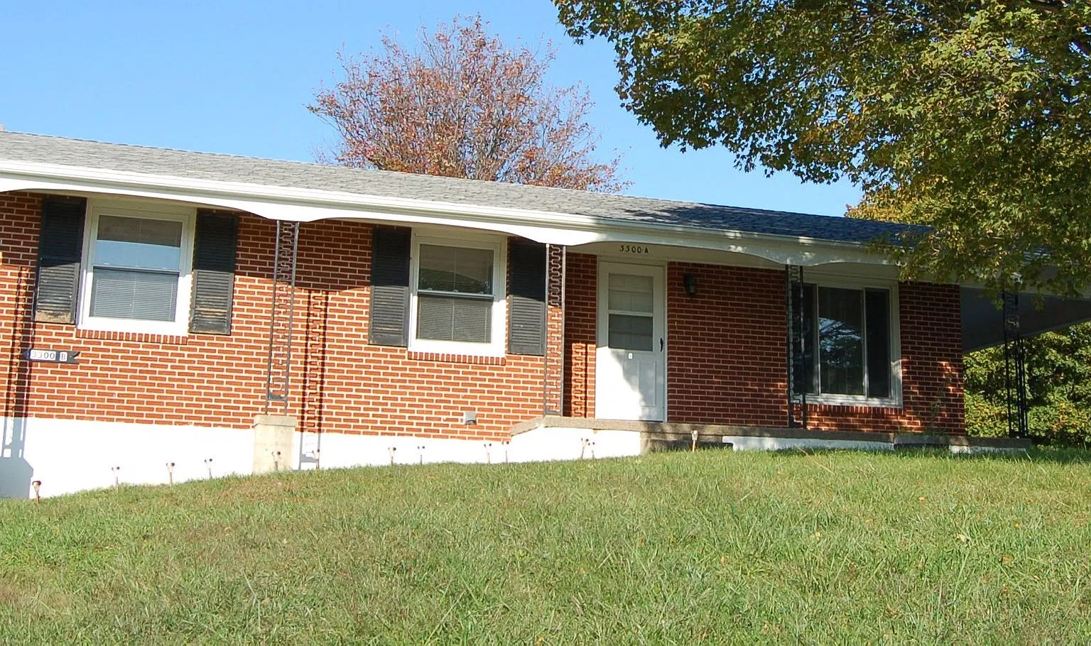 3300 Farmview Dr. — Photo 1