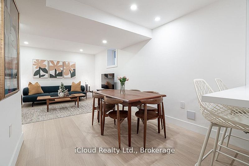 Burlington House for rent - 5 Bedrooms — photo 41