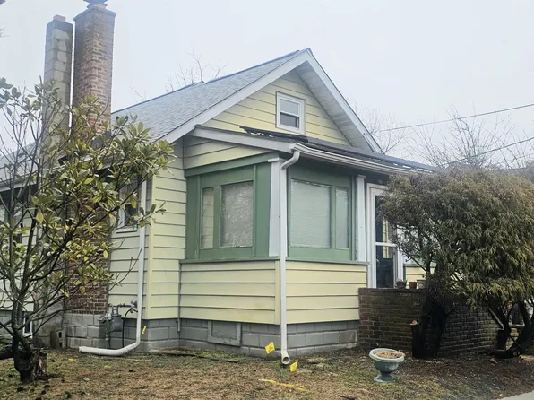 30 W Ridgewood Ave, Pleasantville, NJ 08232