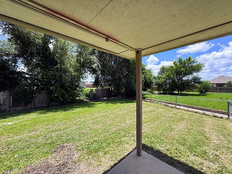 1208 Monroe Loop — Photo 18
