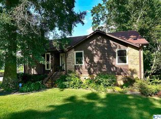 109 Michael Dr, Huntsville, AL 35811