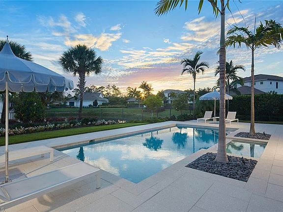 4th image of 16764 Enclave CIR