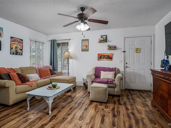 4th image of 3914 Watermelon Rd APT 550B