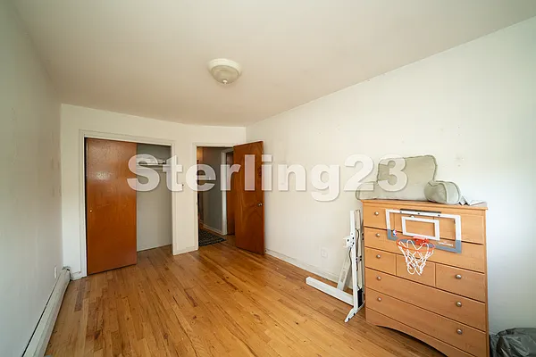 Rented by Sterling Realty Solution Inc | media 8