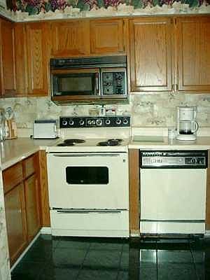 4th image of 2706 Rue Saint Martin APT B
