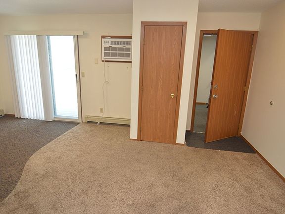 4th image of 5016 6th Ave N #2
