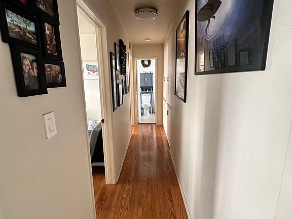 3rd image of 738 Brighton Ct