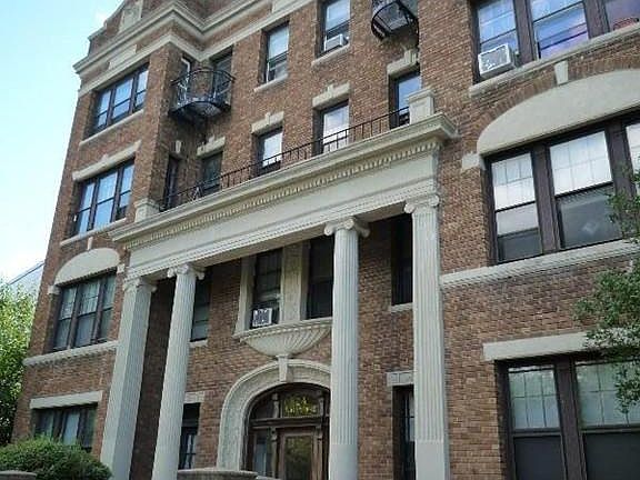 2nd image of 24 Sidlaw Rd APT 6