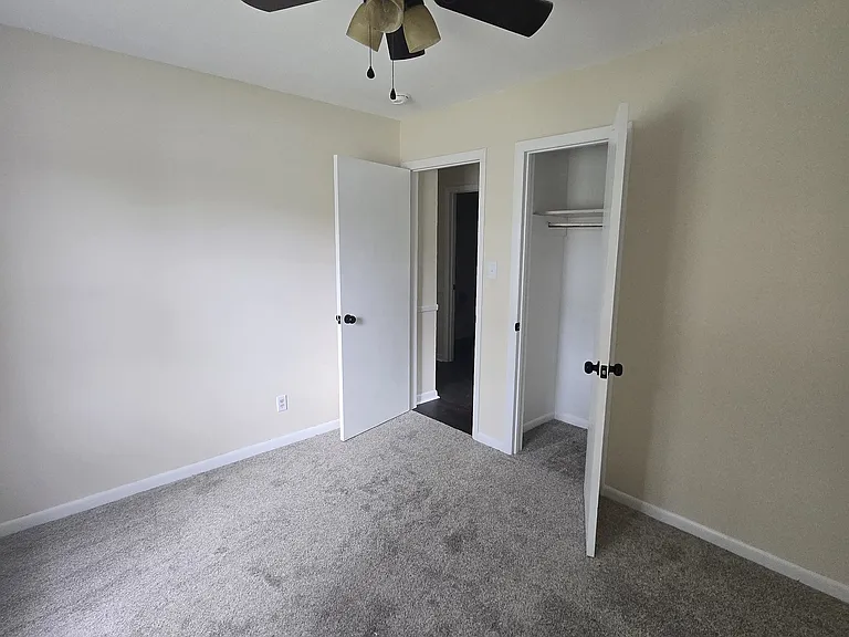 703 Zircon Ct — Photo 15