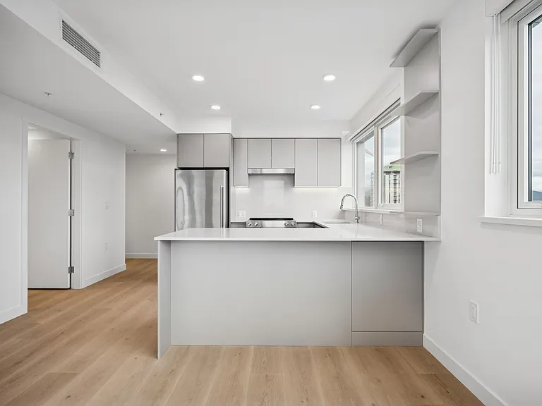 5670 Cambie St — Photo 137