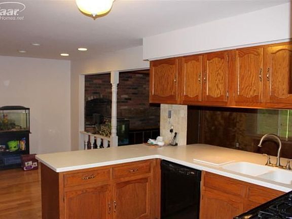 4th image of 11224 Stonybrook Dr