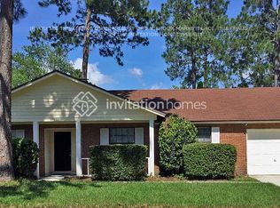 10853 Crosstie Rd W, Jacksonville, FL 32257