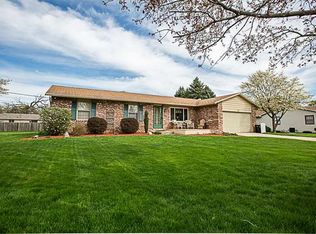 22161 Bee Ct, South Bend, IN 46628