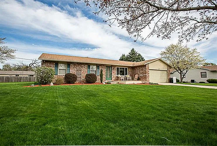 22161 Bee Ct photo 1