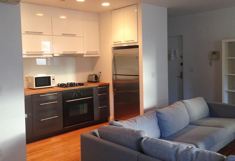 1st image of 2098 8th Ave APT 4A