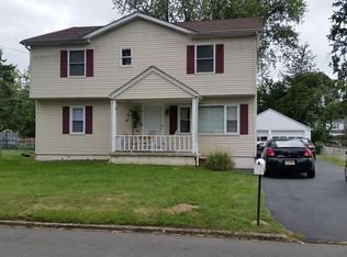 31 Keswick Ave, Ewing, NJ 08638