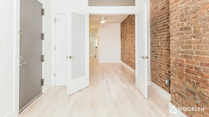 Rented by Nooklyn NYC LLC | media 7