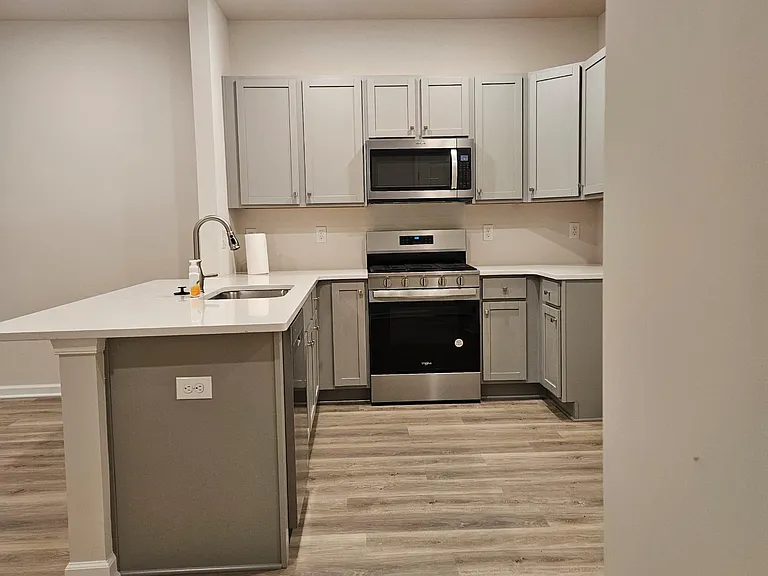 12 Eleanor Ln — Photo 12