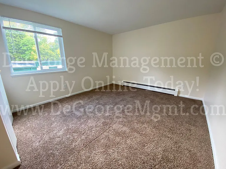 Avalon Apartments — Photo 41
