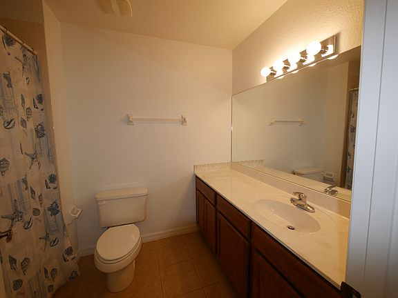 4th image of 100 Colibri Way APT 106
