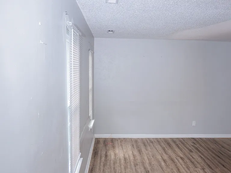 914 Ketch Ct — Photo 5