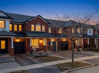 514 Thelma St, Burlington, ON L7L 6W8