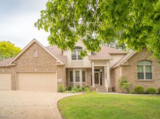 2591 Fallen Oak Cir NE, Massillon, OH 44646