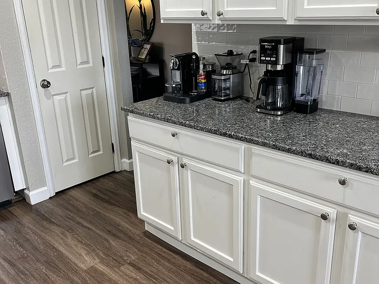 11269 Gallahadion Ln — Photo 4