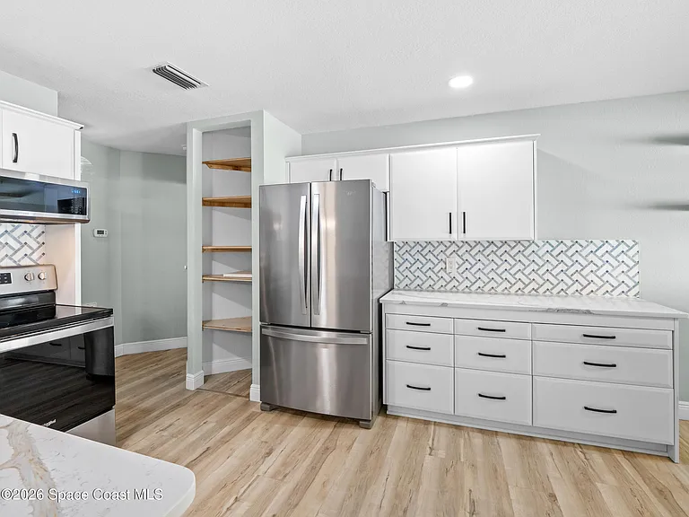 751 Greenwood Manor Cir #15A — Photo 10
