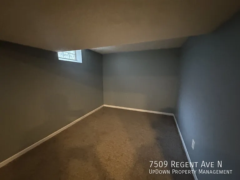 7509 Regent Ave N — Photo 20