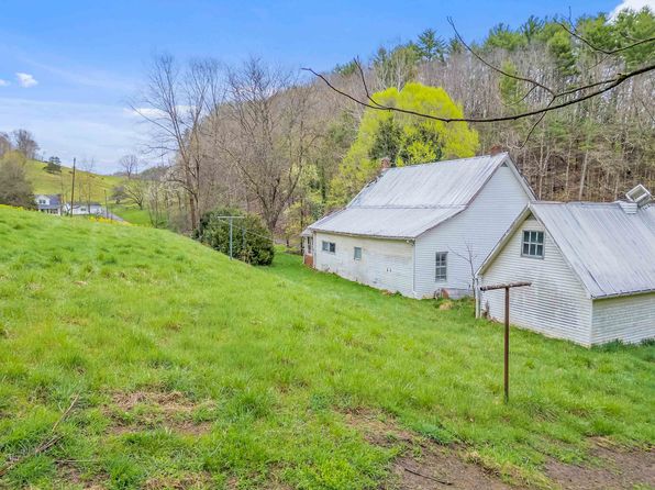 1509 Huckleberry Rd, Crockett, VA 24323