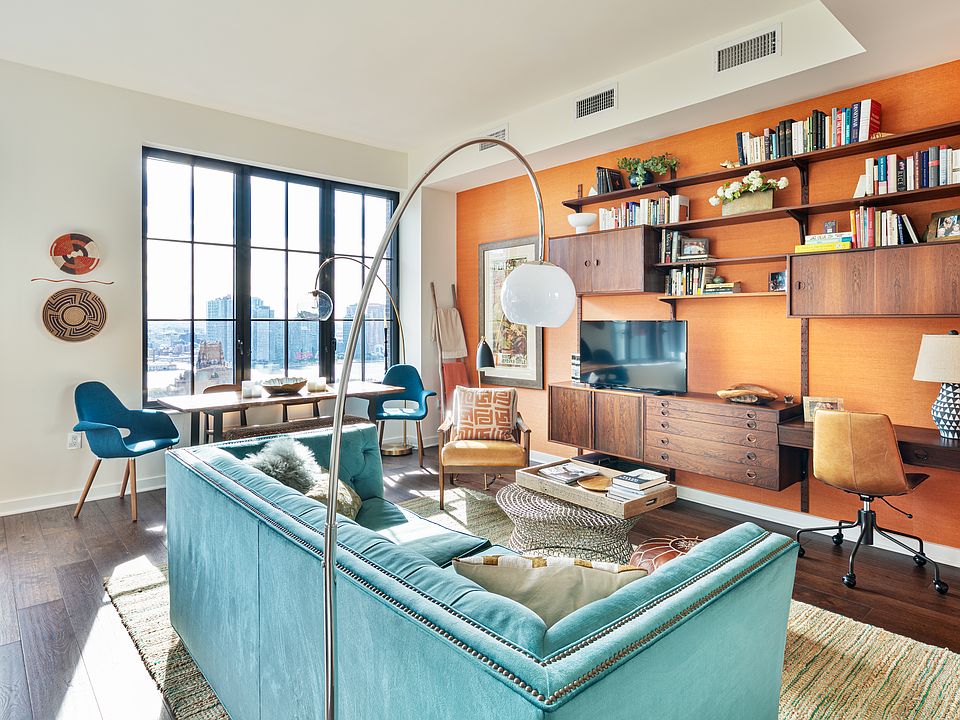 1st image of 959 1st Ave #22E