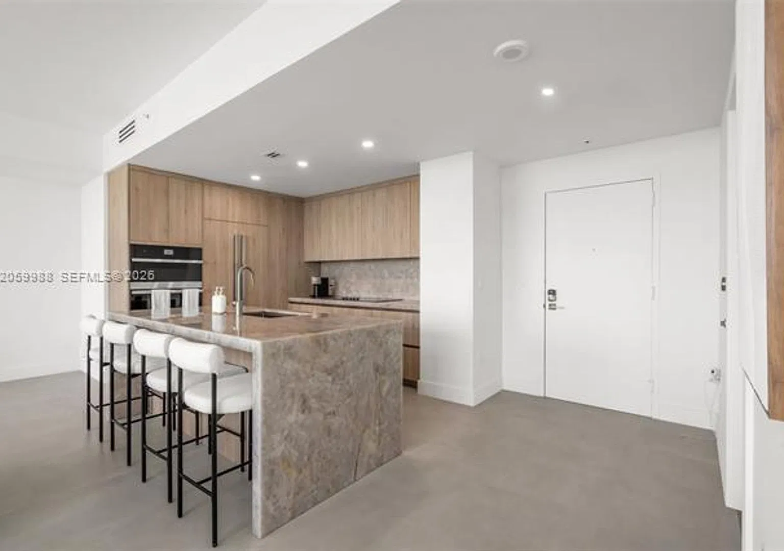 92 SW 3rd St cu-5204, Miami, FL 33130 — Photo 3