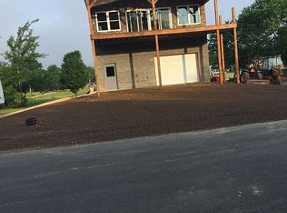 989 Pevahouse Camp Ln, Decaturville, TN 38329