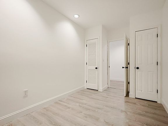 4th image of 10 Weston Ave APT 327