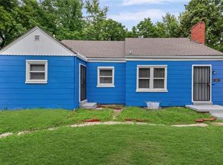 6715 Walrond Ave, Kansas City, MO 64132