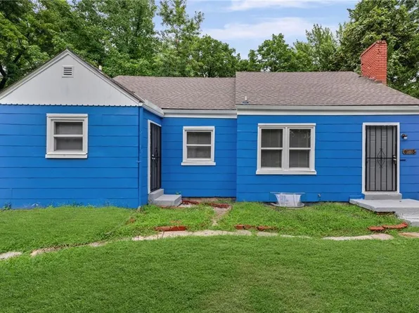 6715 Walrond Ave, Kansas City, MO 64132