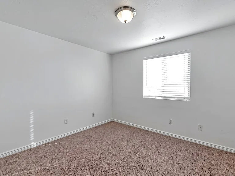59 W Condor Rd — Photo 18