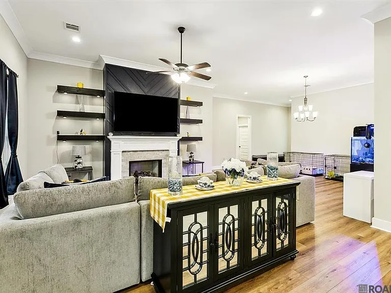 9533 S Creek Dr — Photo 4