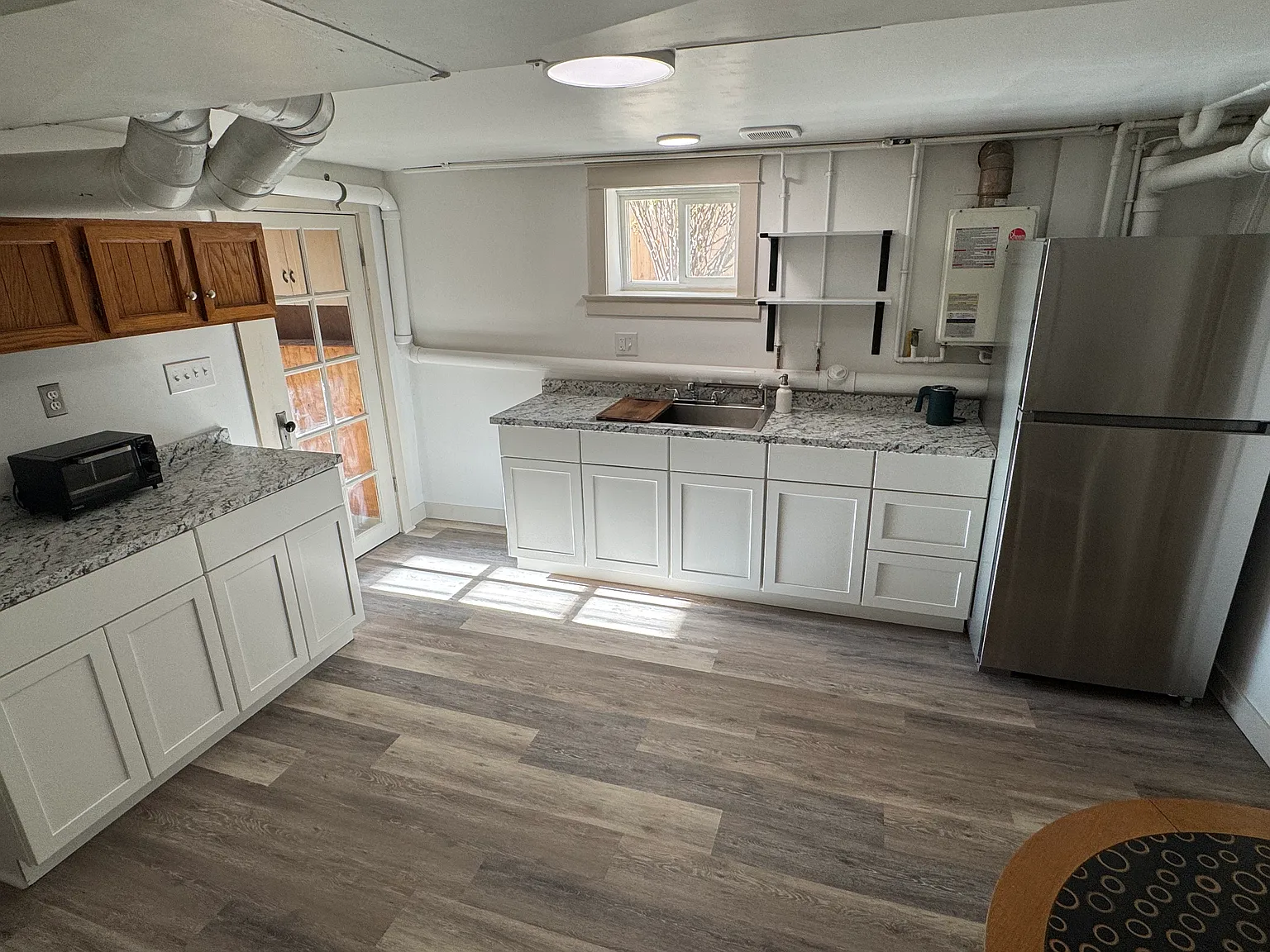 2 bed, $1,900 — Photo 2