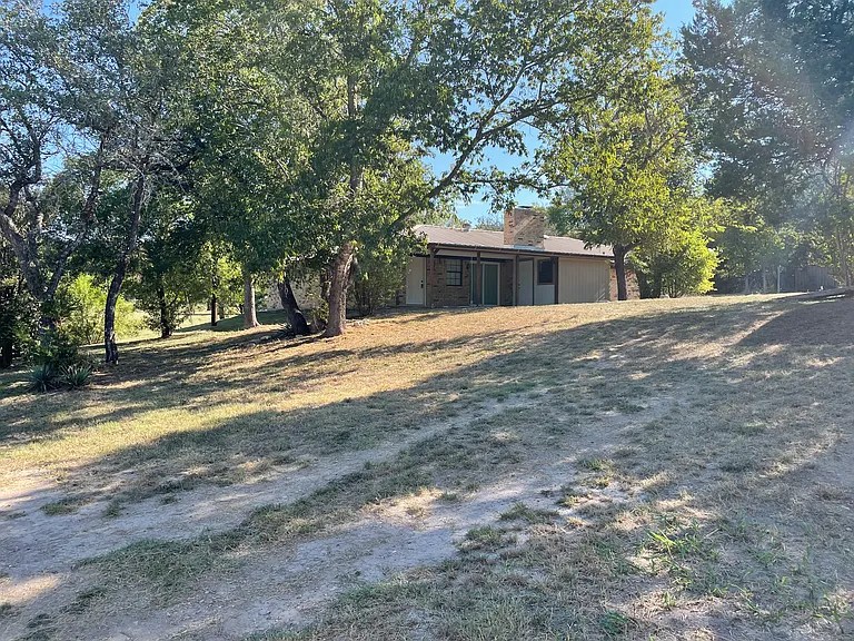 499 Cheyenne St — Photo 16