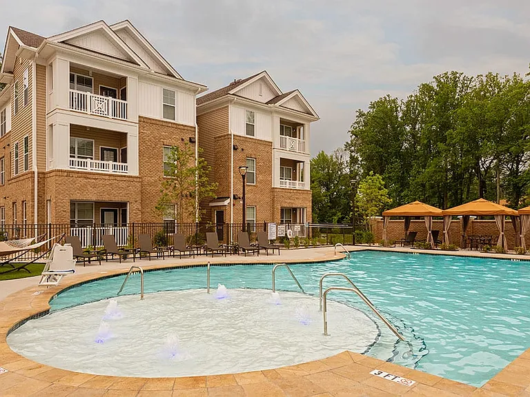 Belmont at Tryon Apartments — Photo 1