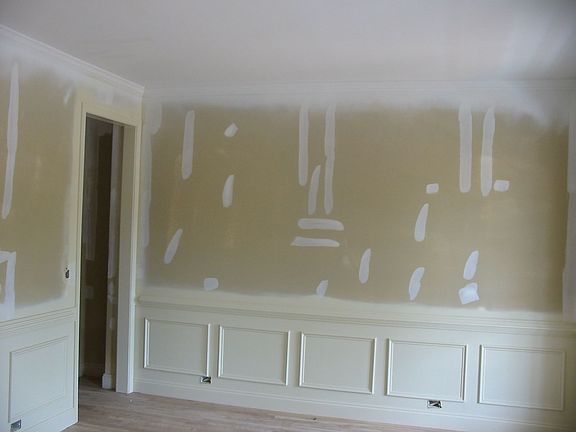 Dining Room with shadowbox molding and crown molding