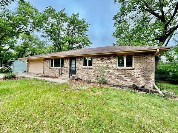 25 103rd Ave NW, Coon Rapids, MN 55448