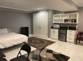 5223 Portsmouth Rd, Fairfax, VA 22032