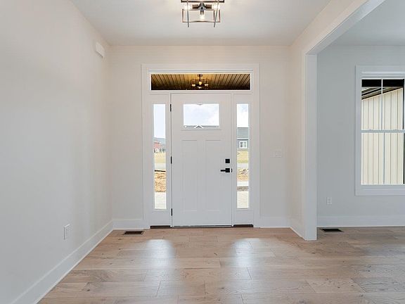 4th image of 5115 Retriever Ln