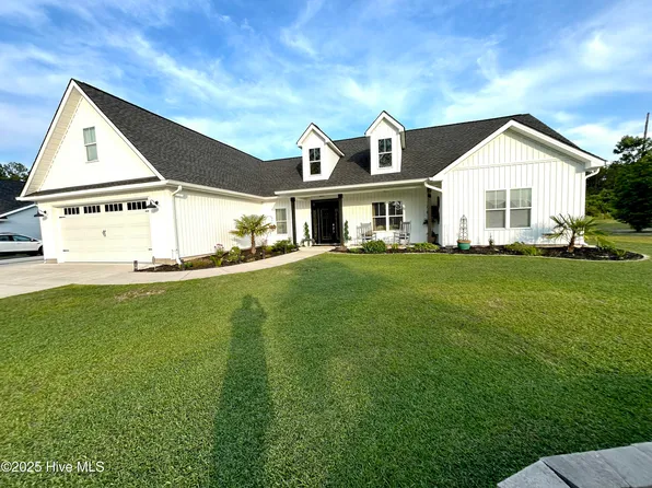 429 Island Creek Road, Rocky Point, NC 28457